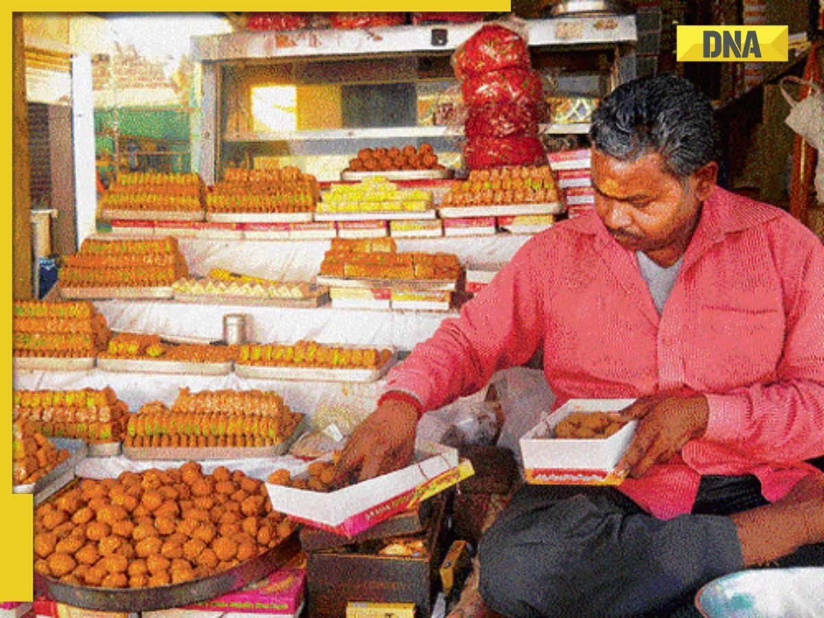 Will Delhi shopkeepers be forced to display nameplates during Navratra?
